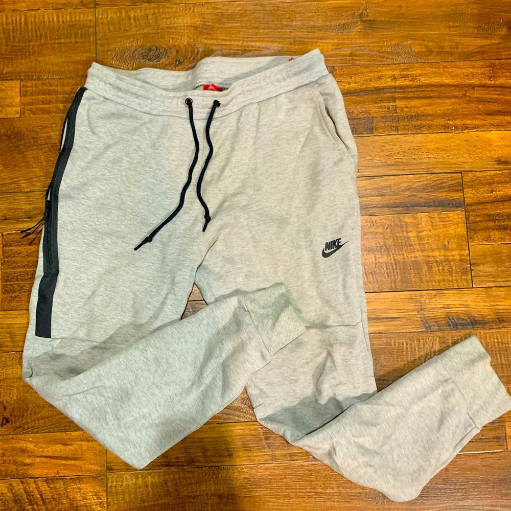 Nike mens joggers large